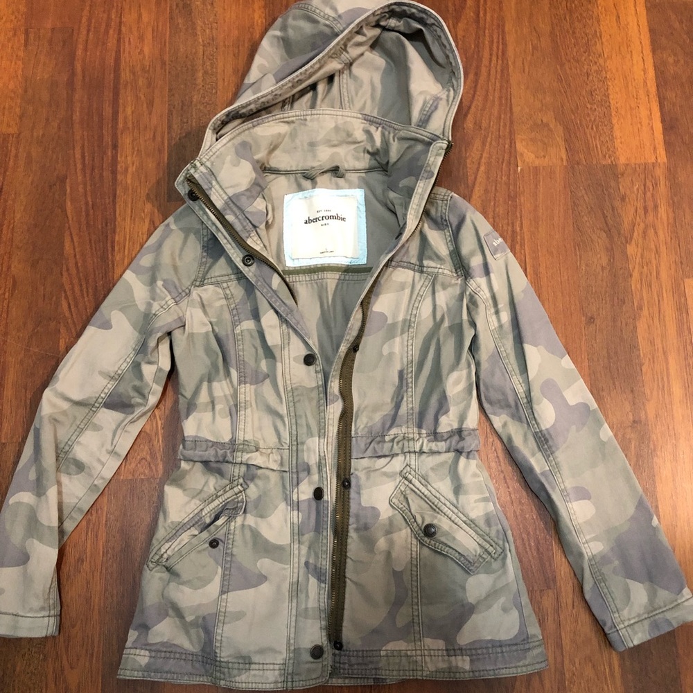 Abercrombie girls camo jacket